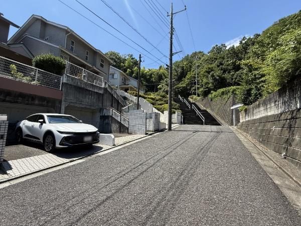 4LDK Detached House for Sale in Tama, Tokyo - Thumbnail 2