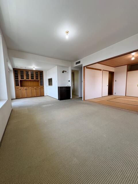 4LDK Apartment for Sale in Atsubetsu-ku, Sapporo, Hokkaido - Thumbnail 3