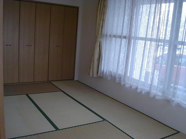 1DK Apartment for Rent in Misono, Toyohira-ku, Sapporo - Thumbnail 4