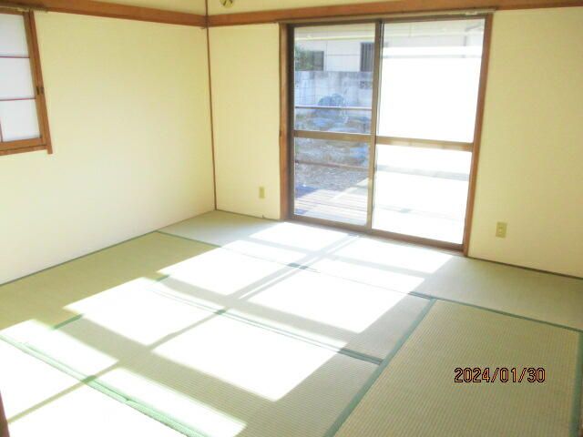 4SDK House in Koga City Ibaraki with Garden and Parking - Thumbnail 3