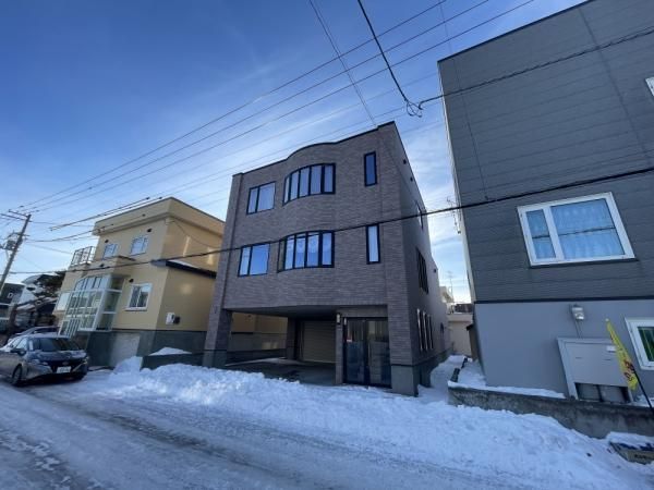 6LDK Steel Frame House for Sale in Teine-ku, Sapporo - Thumbnail 2