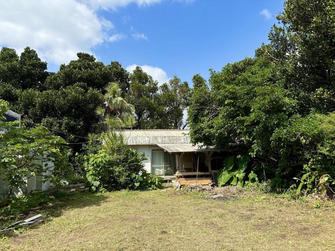 3LDK House with Large Land and Warehouse in Ishigaki - Image 11