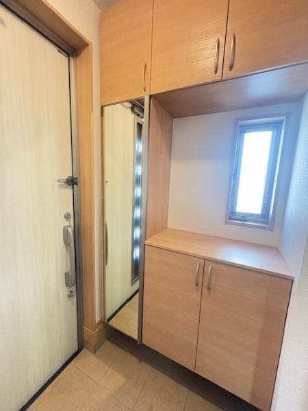 2017-Built 4LDK House for Sale in Takarazuka, Hyogo - Thumbnail 3
