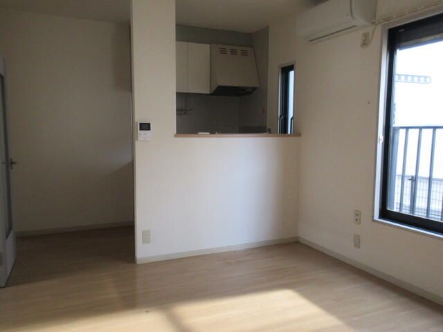 PROSPER Apartment for Rent in Yokohama Kohoku Ward - Thumbnail 4