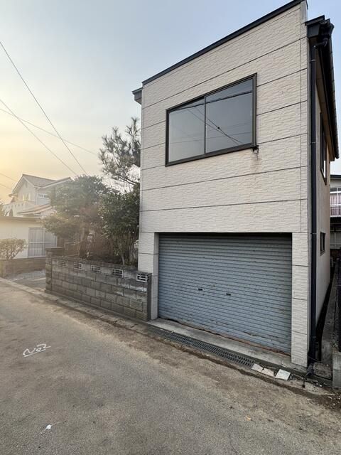 6DK Wooden House for Sale in Quiet Akita City Neighborhood - Thumbnail 2