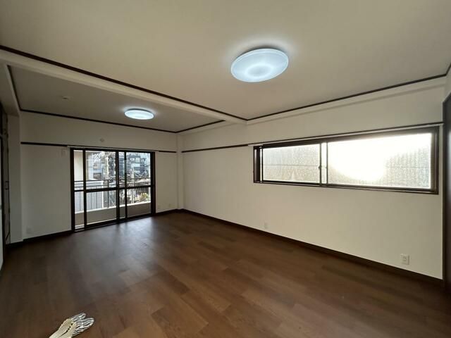 Commercial Space for Rent in Minami-ku, Saitama City, 31 sqm - Thumbnail 4