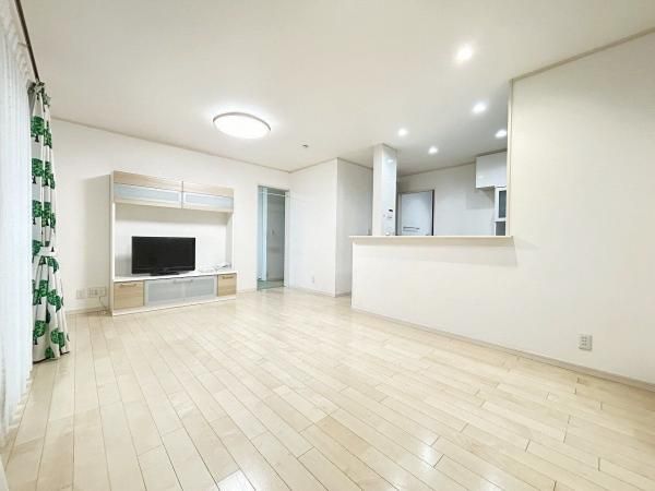 Modern 4SLDK House in Sayama, Saitama | 2017 Build - Thumbnail 4