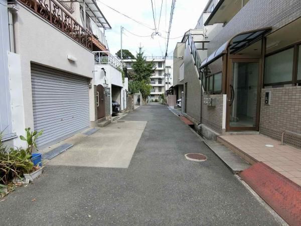 3LDK Detached House for Sale in Nada Ward, Kobe - Thumbnail 4