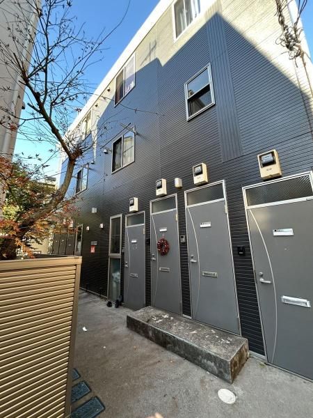 Courtyard M & Apart 10 Apartment Building for Sale in Sumida, Tokyo - Thumbnail 2