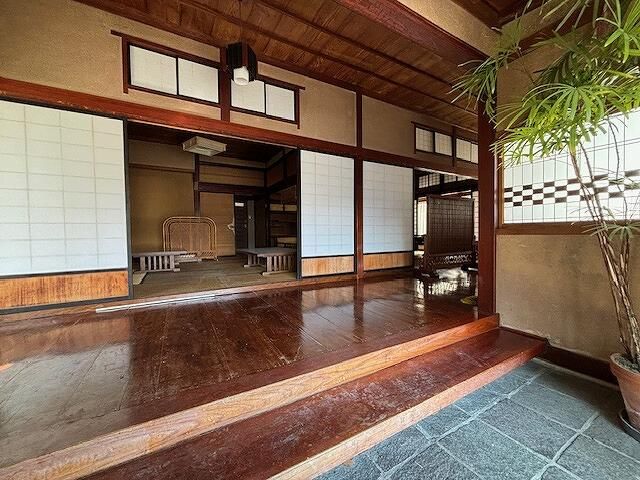 Commercial Shop Building for Rent in Sagae, Yamagata - 121,000 Yen - Thumbnail 3