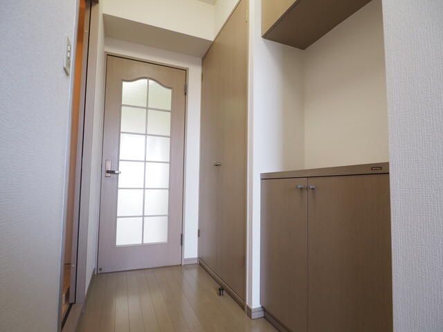 1DK Apartment for Rent in Kawasaki-ku, Kanagawa - 30.40 sqm - Thumbnail 3