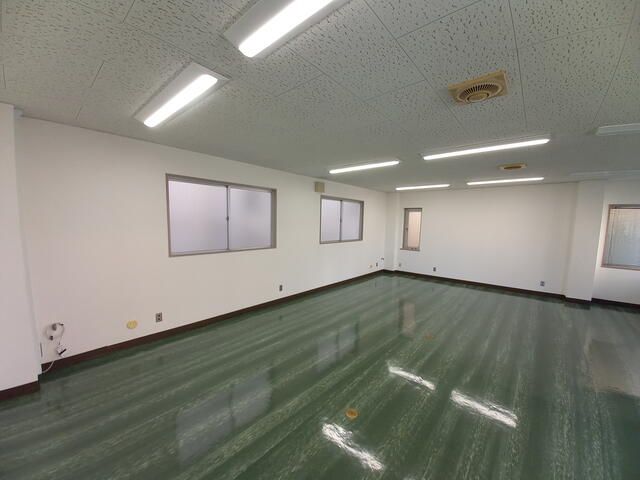 Office for Rent in Kofu, Yamanashi - 50.43 sqm near Kofu Station - Thumbnail 3