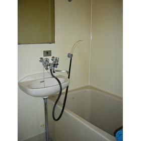 2DK Apartment for Rent in Quiet Sapporo Chuo Ward | 55,000 Yen - Thumbnail 4