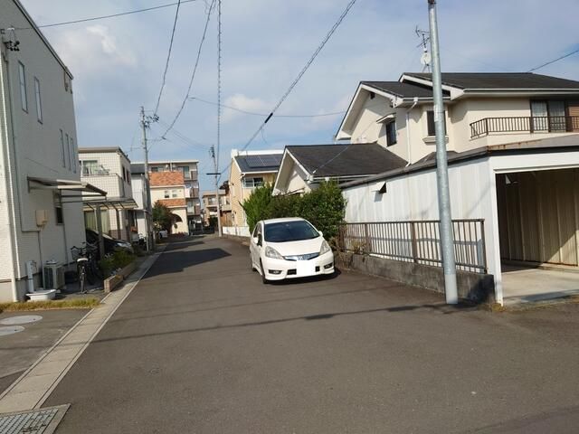 4LDK House for Sale in Fujieda, Shizuoka on 309 sqm Corner Lot - Thumbnail 3
