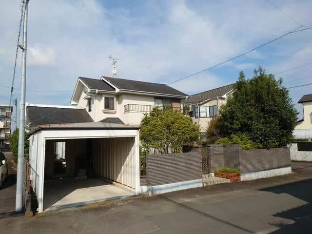 4LDK House for Sale in Fujieda, Shizuoka on 309 sqm Corner Lot - Thumbnail 2
