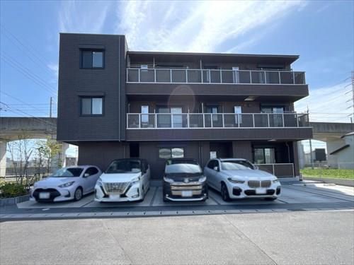 New 2023 Apartment Building for Sale in Nagareyama, Chiba - Thumbnail 2