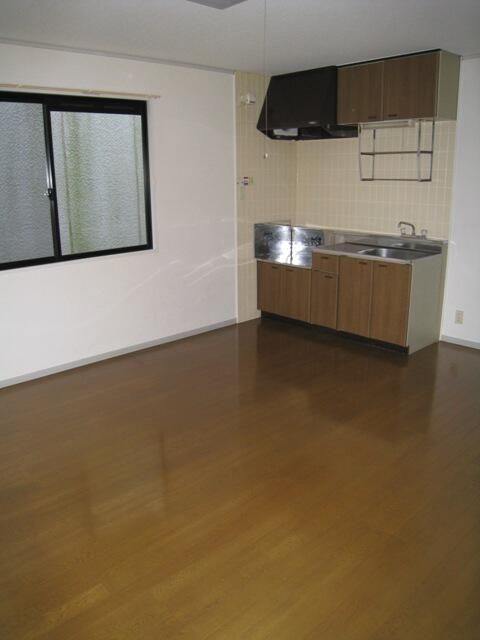 2DK Apartment for Rent in Takaoka, Toyama - 59.56 sqm - Thumbnail 3