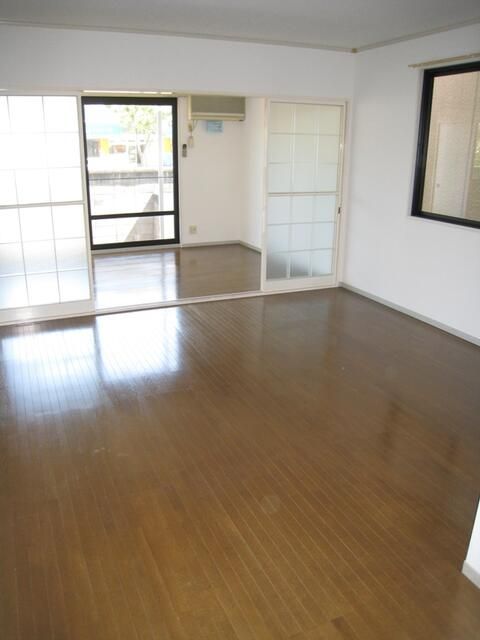 2DK Apartment for Rent in Takaoka, Toyama - 59.56 sqm - Thumbnail 4