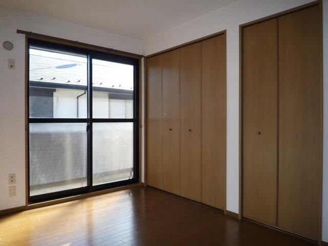 2LDK Apartment for Rent in Akishima, Tokyo - Thumbnail 4