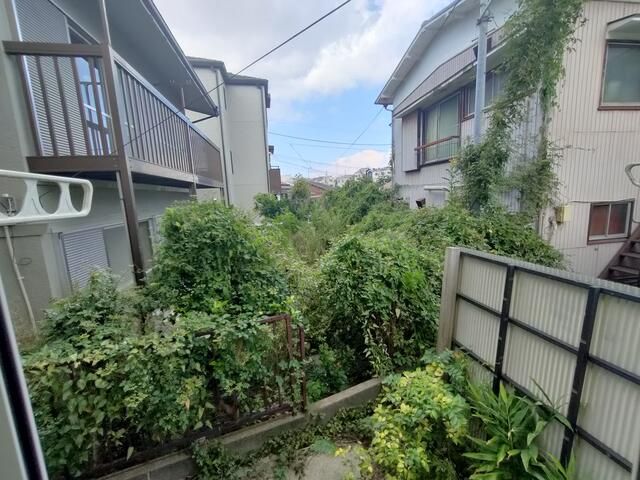 Yokosuka 1R Apartment for Rent Near Yokosuka Chuo Station - Thumbnail 2