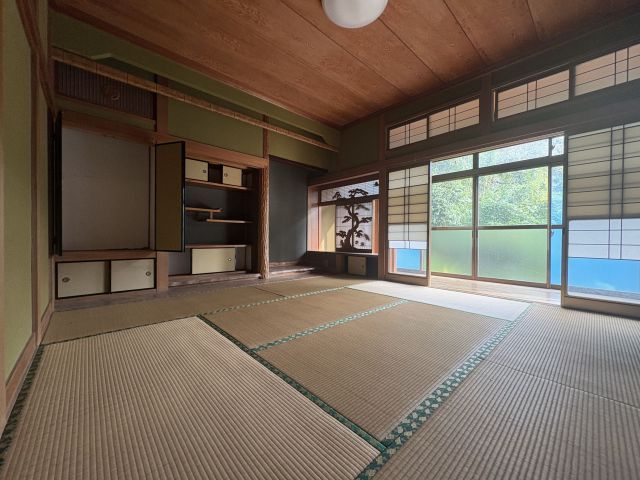 5DK Detached House for Sale in Omuta, Fukuoka - Thumbnail 4