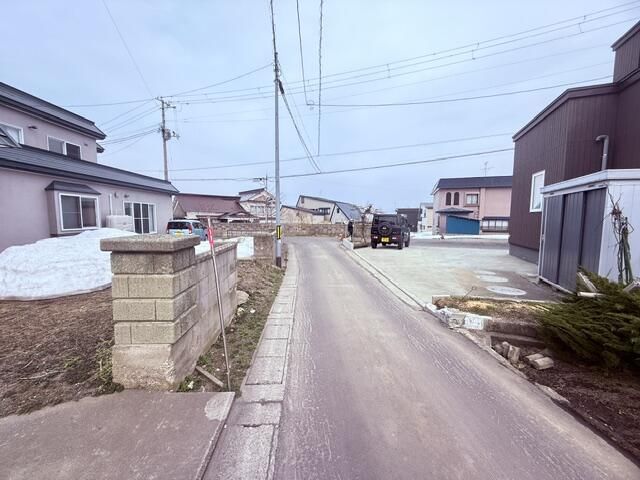 Warehouse for Sale in Aomori City, Aomori Prefecture - Thumbnail 3