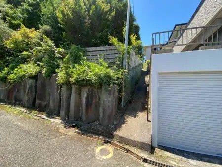 Renovated House with Mount Fuji Views in Shizuoka - Thumbnail 2