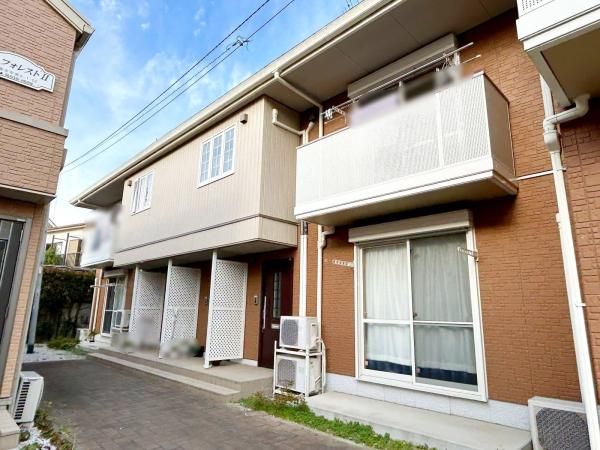 U-Forest Apartment Building for Sale in Mitaka, Tokyo - Thumbnail 4