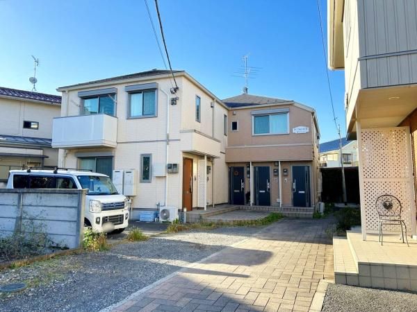 U-Forest Apartment Building for Sale in Mitaka, Tokyo - Thumbnail 3