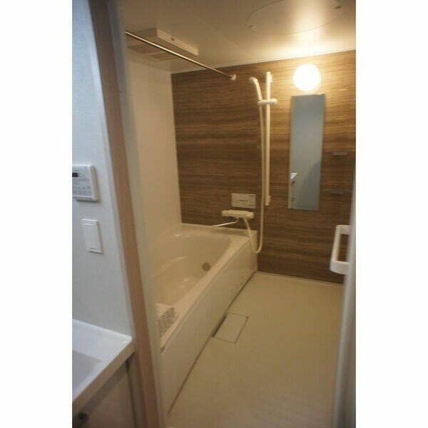 New 2LDK Apartment for Rent in Shiroishi, Sapporo - Thumbnail 4