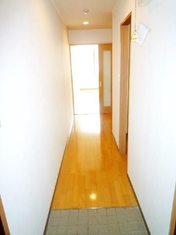 System Ote II 1R Apartment for Rent near Fukui Station - Thumbnail 3