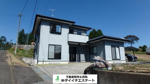 5DK House for Sale in Fukushima City with Large Land and Parking - Image 7