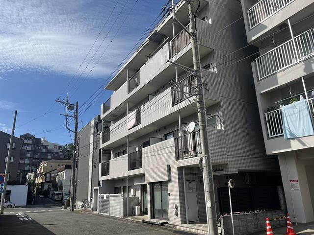 1R Office Unit in Isogo, Yokohama - 30.80 sqm for Sale - Thumbnail 2
