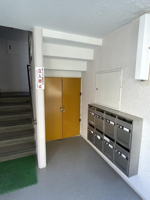 Motoki-Nakayama Mansion Thanks 2DK Apartment for Sale in Funabashi - Thumbnail 4