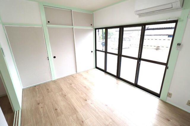 1K Apartment for Rent in Tamamura, Gunma with Free Parking - Thumbnail 3