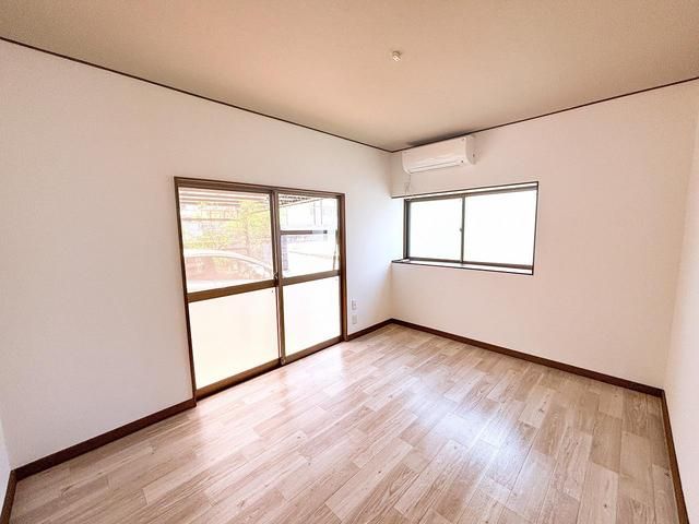 4LDK House in Kumano Town, Hiroshima with 3 Parking Spaces - Thumbnail 4