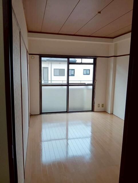 2DK Apartment for Rent in Sugito Town, Saitama - Thumbnail 3