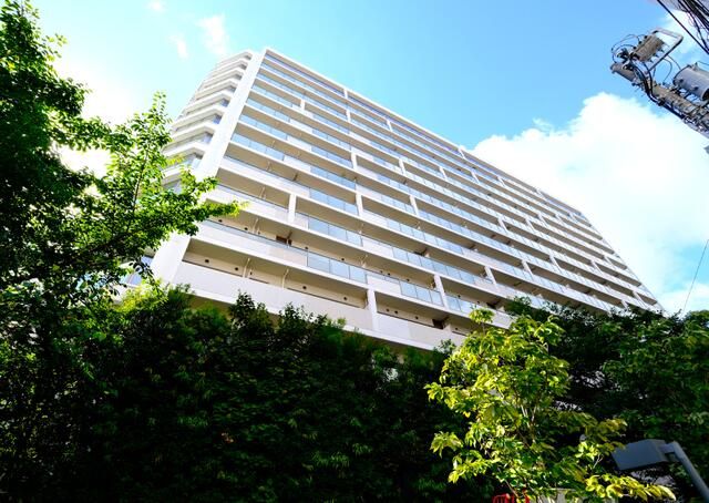 Park Homes Minami-Azabu The Residence 2LDK Apartment for Sale - Thumbnail 4