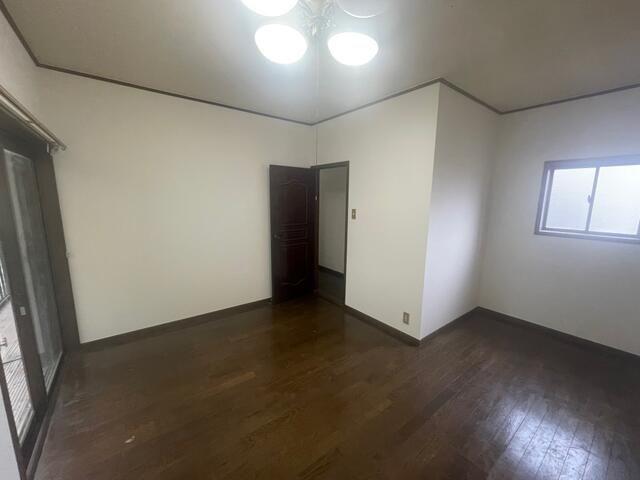 4DK Used Detached House in Miyoshi-machi, Saitama - Thumbnail 2