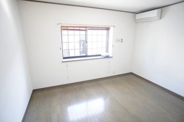1K Apartment for Rent in Niigata City Nishi Ward - Thumbnail 3