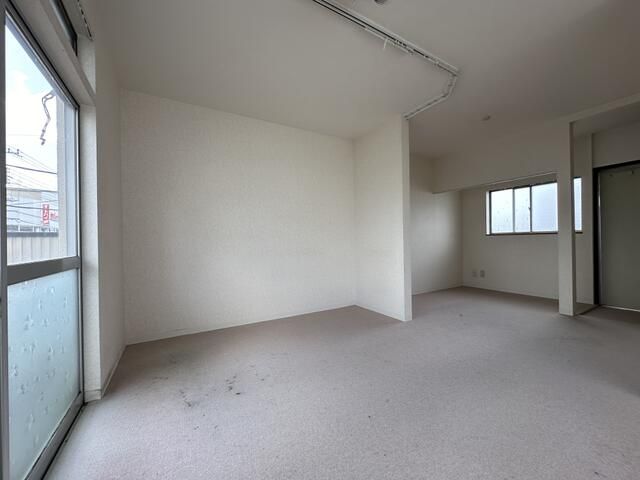 Commercial Shop Space for Rent in Kofu, Yamanashi - Thumbnail 3