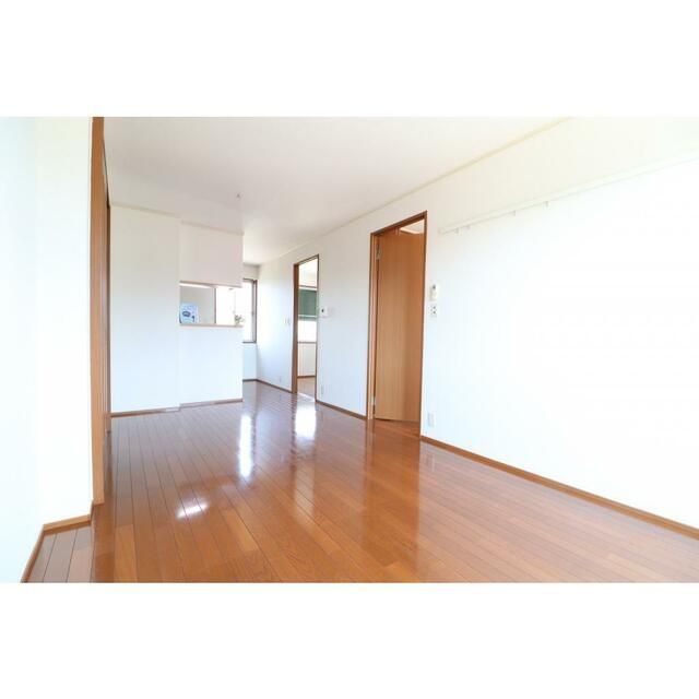 Gran Shario B 2LDK Apartment for Rent in Kofu, Yamanashi - Thumbnail 4