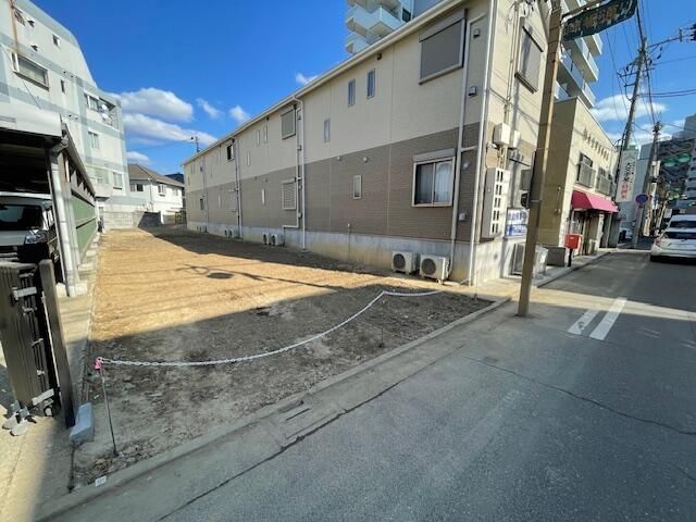 Land for Sale in Fukushima City - 211.78 sqm Plot - Thumbnail 3