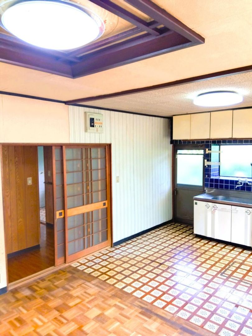 4DK House in Kumamoto Ueki District with 385.84㎡ Land - Thumbnail 4