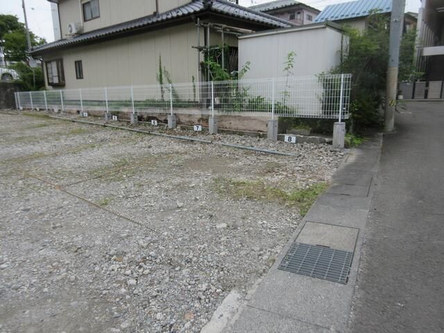 Asahigaoka Sato Parking for Rent in Sendai, Miyagi - Thumbnail 3