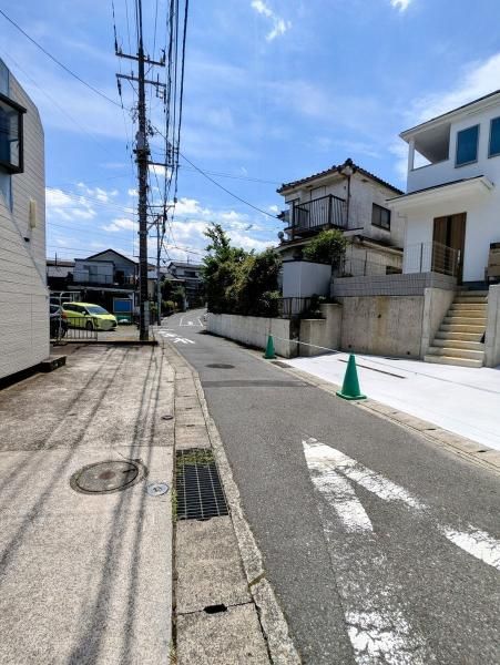 New 4LDK House in Yokohama Totsuka Ward, Kanagawa 2025 - Thumbnail 2