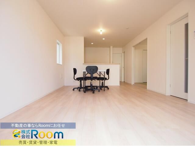 New 4LDK House in Kitakyushu with ZEH Standards & Appliance Offer - Image 22