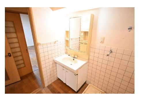 4DK Wooden House with Garden for Sale in Satsumasendai, Kagoshima - Thumbnail 4
