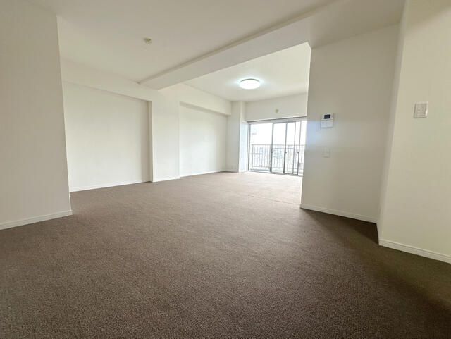 3LDK Apartment for Rent in Miyamae-ku, Kawasaki City - Thumbnail 2