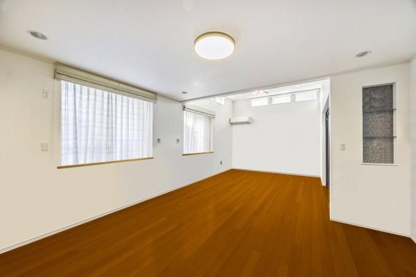 Modern 4LDK House for Sale in Kawasaki, Kanagawa - Thumbnail 3